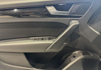 Подержанный автомобиль Audi Q5 2018 года (17 фото)