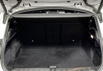 Подержанный автомобиль BMW X2 2020 года (9 фото)