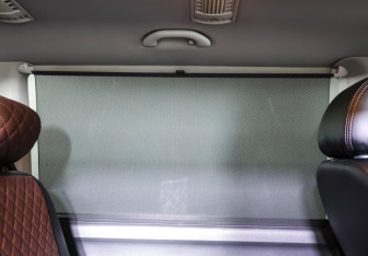 Подержанный автомобиль Volkswagen Caravelle 2013 года (11 фото)