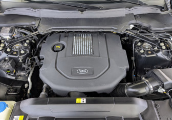 Подержанный автомобиль Land Rover Range Rover Sport 2018 года (9 фото)