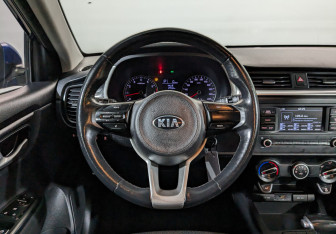 Подержанный автомобиль Kia Rio Hatchback 2021 года (20 фото)