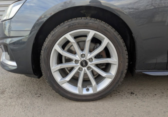 Подержанный автомобиль Audi A4 Sedan 2021 года (18 фото)