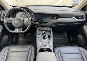 Подержанный автомобиль Haval F7 2021 года (9 фото)