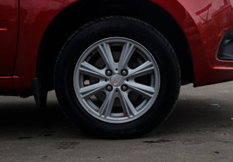 Подержанный автомобиль LADA (ВАЗ) Granta Sedan 2022 года (17 фото)