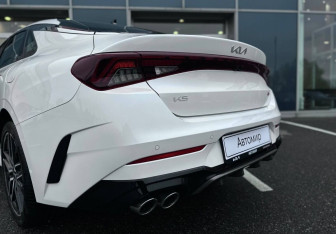 Новый Kia K5 2024 (15 фото)