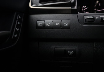 Подержанный автомобиль Lexus LX 2018 года (34 фото)