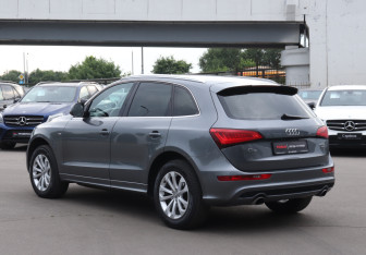 Подержанный автомобиль Audi Q5 2013 года (7 фото)
