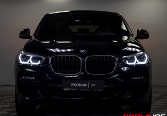 Подержанный автомобиль BMW X4 2020 года (28 фото)