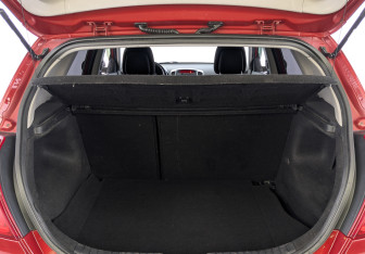 Подержанный автомобиль Kia Ceed Hatchback 2011 года (10 фото)