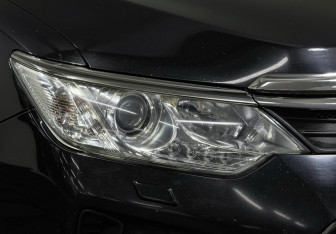 Подержанный автомобиль Toyota Camry Sedan 2016 года (18 фото)