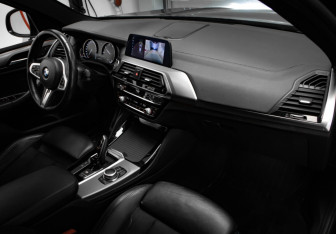 Подержанный автомобиль BMW X4 2019 года (26 фото)