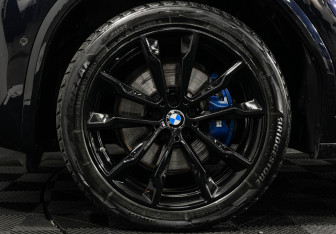 Подержанный автомобиль BMW X3 2017 года (7 фото)