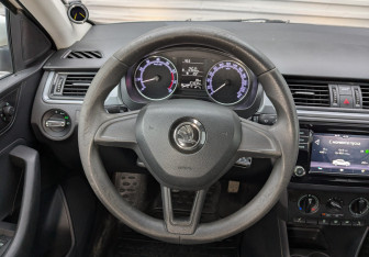 Подержанный автомобиль Skoda Rapid Liftback 2019 года (22 фото)