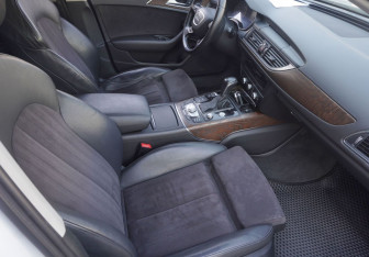Подержанный автомобиль Audi A6 Sedan 2015 года (11 фото)