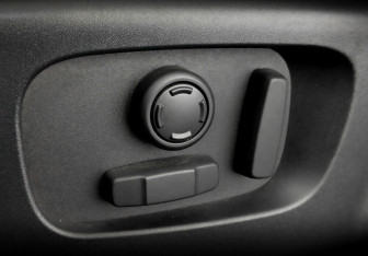 Подержанный автомобиль Land Rover Range Rover Sport 2019 года (21 фото)