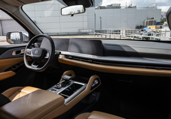 Подержанный автомобиль Changan Hunter Plus 2024 года (11 фото)