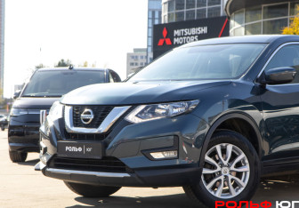 Подержанный автомобиль Nissan X-Trail 2020 года (16 фото)