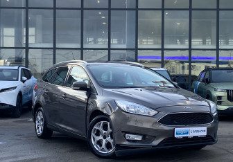 Подержанный автомобиль Ford Focus Wagon 2017 года (3 фото)