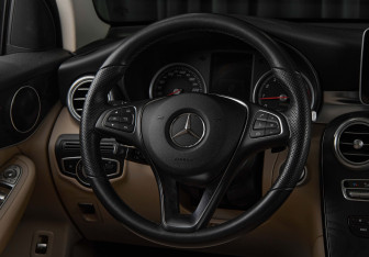 Подержанный автомобиль Mercedes-Benz GLC Coupe 2019 года (14 фото)