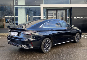 Подержанный автомобиль Chery Arrizo 8 2024 года (5 фото)