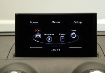 Подержанный автомобиль Audi A3 Sedan 2014 года (14 фото)