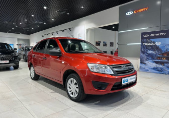 Подержанный автомобиль LADA (ВАЗ) Granta Liftback 2017 года (3 фото)