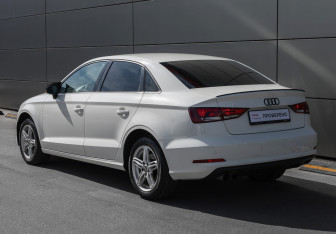Подержанный автомобиль Audi A3 Sedan 2014 года (6 фото)