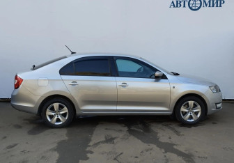 Подержанный автомобиль Skoda Rapid Liftback 2017 года (4 фото)