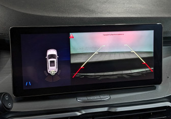 Подержанный автомобиль Geely Coolray 2022 года (25 фото)