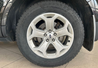 Подержанный автомобиль Ford Edge 2014 года (26 фото)