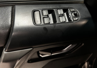 Подержанный автомобиль Land Rover Freelander 2007 года (17 фото)