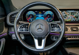 Подержанный автомобиль Mercedes-Benz GLE 2021 года (22 фото)