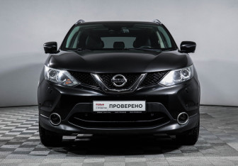 Подержанный автомобиль Nissan Qashqai 2018 года (2 фото)