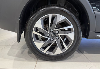 Подержанный автомобиль JAC JS3 2023 года (18 фото)