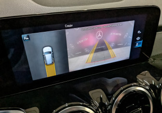 Подержанный автомобиль Mercedes-Benz GLB 2021 года (27 фото)