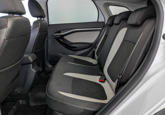 Подержанный автомобиль LADA (ВАЗ) Vesta Wagon 2019 года (18 фото)