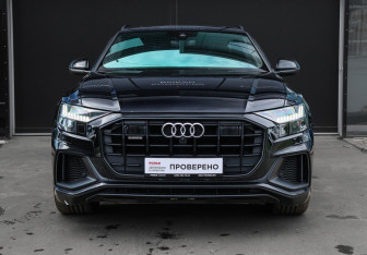 Подержанный автомобиль Audi Q8 2019 года (2 фото)