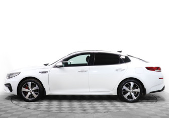 Подержанный автомобиль Kia Optima Sedan 2020 года (8 фото)