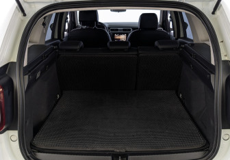 Подержанный автомобиль Renault Duster 2021 года (10 фото)