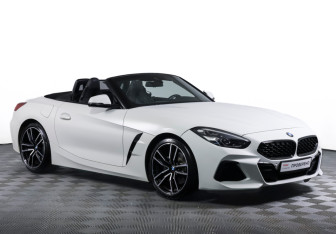 Подержанный автомобиль BMW Z4 Roadster 2020 года (3 фото)