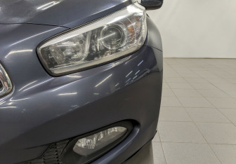 Подержанный автомобиль Kia Ceed Wagon 2013 года (16 фото)