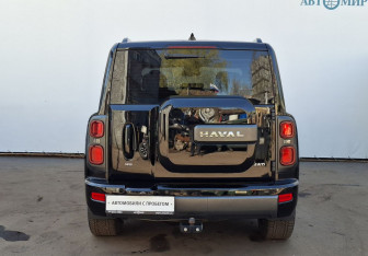 Подержанный автомобиль Haval H9 2024 года (6 фото)