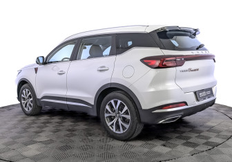 Подержанный автомобиль Chery Tiggo 7 Pro 2023 года (6 фото)