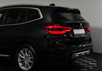 Подержанный автомобиль BMW X3 2019 года (20 фото)