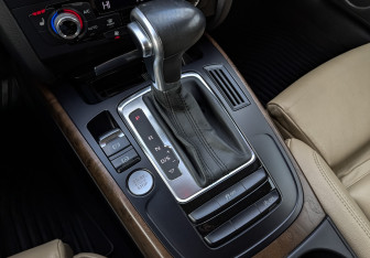 Подержанный автомобиль Audi A5 Liftback 2015 года (26 фото)