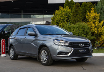 Подержанный автомобиль LADA (ВАЗ) Vesta Wagon 2020 года (2 фото)
