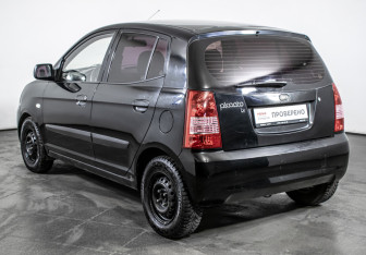 Подержанный автомобиль Kia Picanto 2007 года (7 фото)