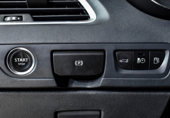 Подержанный автомобиль Peugeot 508 Sedan 2012 года (20 фото)