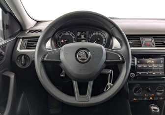 Подержанный автомобиль Skoda Rapid Liftback 2019 года (21 фото)