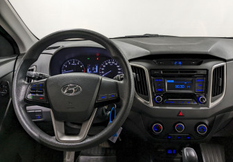 Подержанный автомобиль Hyundai Creta 2016 года (21 фото)